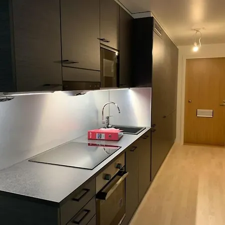 Appartement Hilla Serene Suite Central Aurora City 2Bd Street Parking
