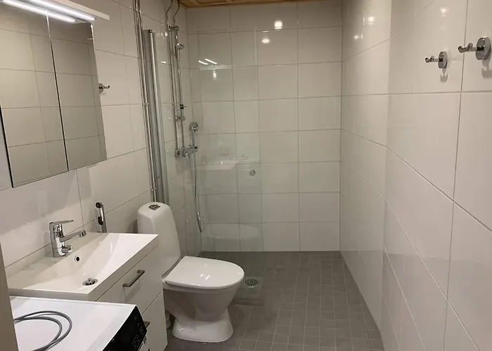 Hilla Near Main Spots, On-street Car Parking, Wifi, 3beds *